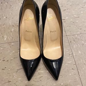 Red Bottoms 120 mm pumps patent calf BLACK (WORN) normal wear & tear under shoe